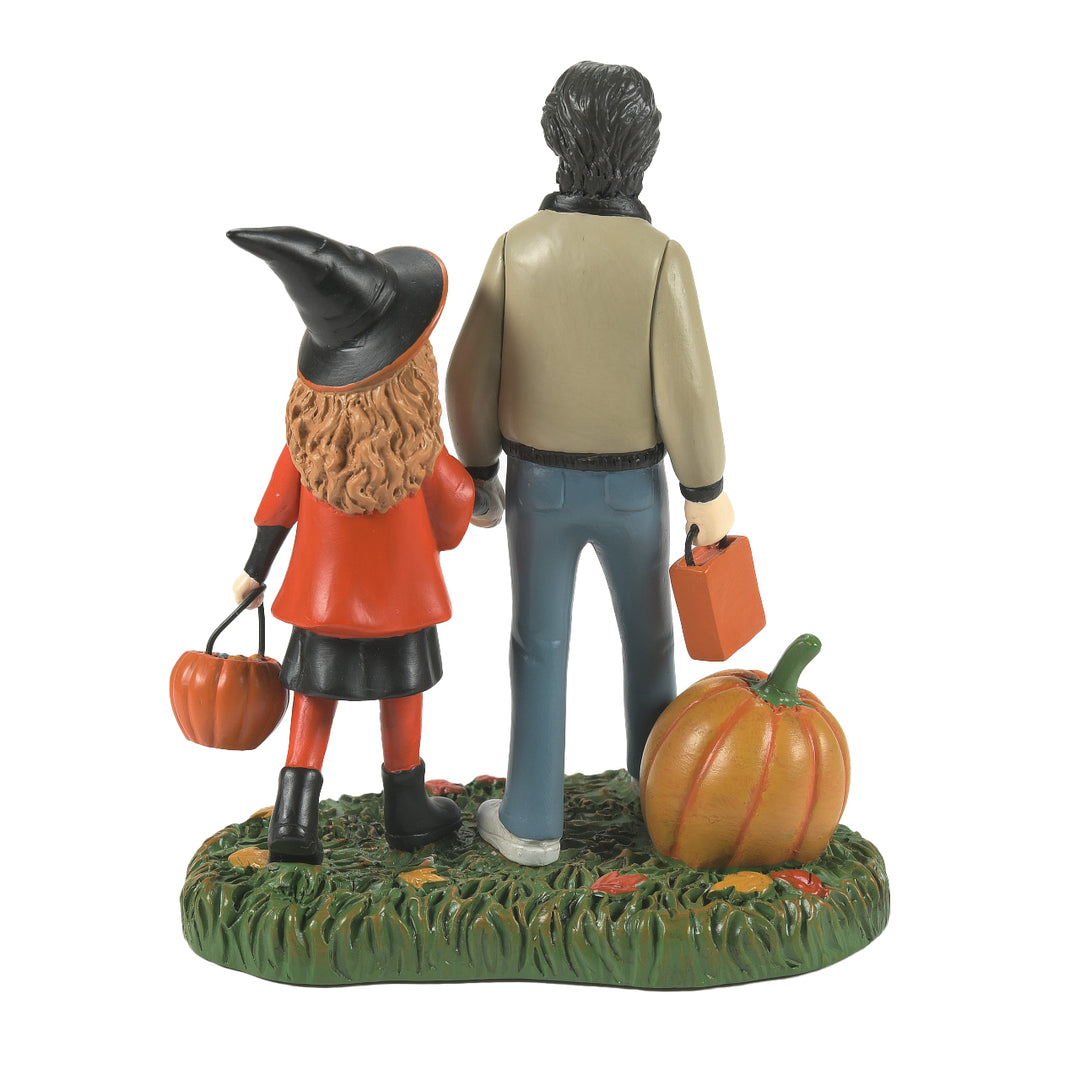 Department 56 Hocus Pocus Village Accessory: Max & Dani Trick or Treat sparkle-castle