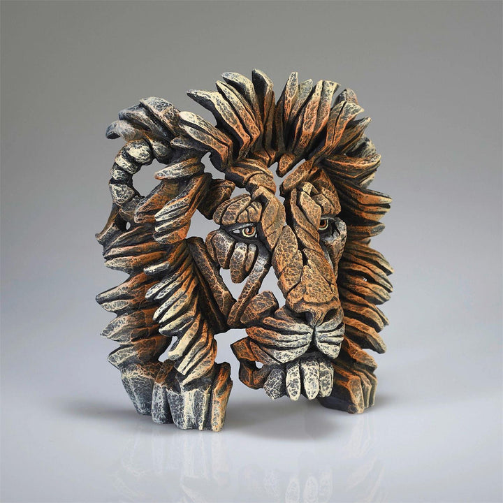 Edge Sculpture: Miniature Lion Bust sparkle-castle