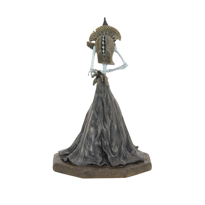 Department 56 Fright Ave: Coraline - Beldam Beckons sparkle-castle