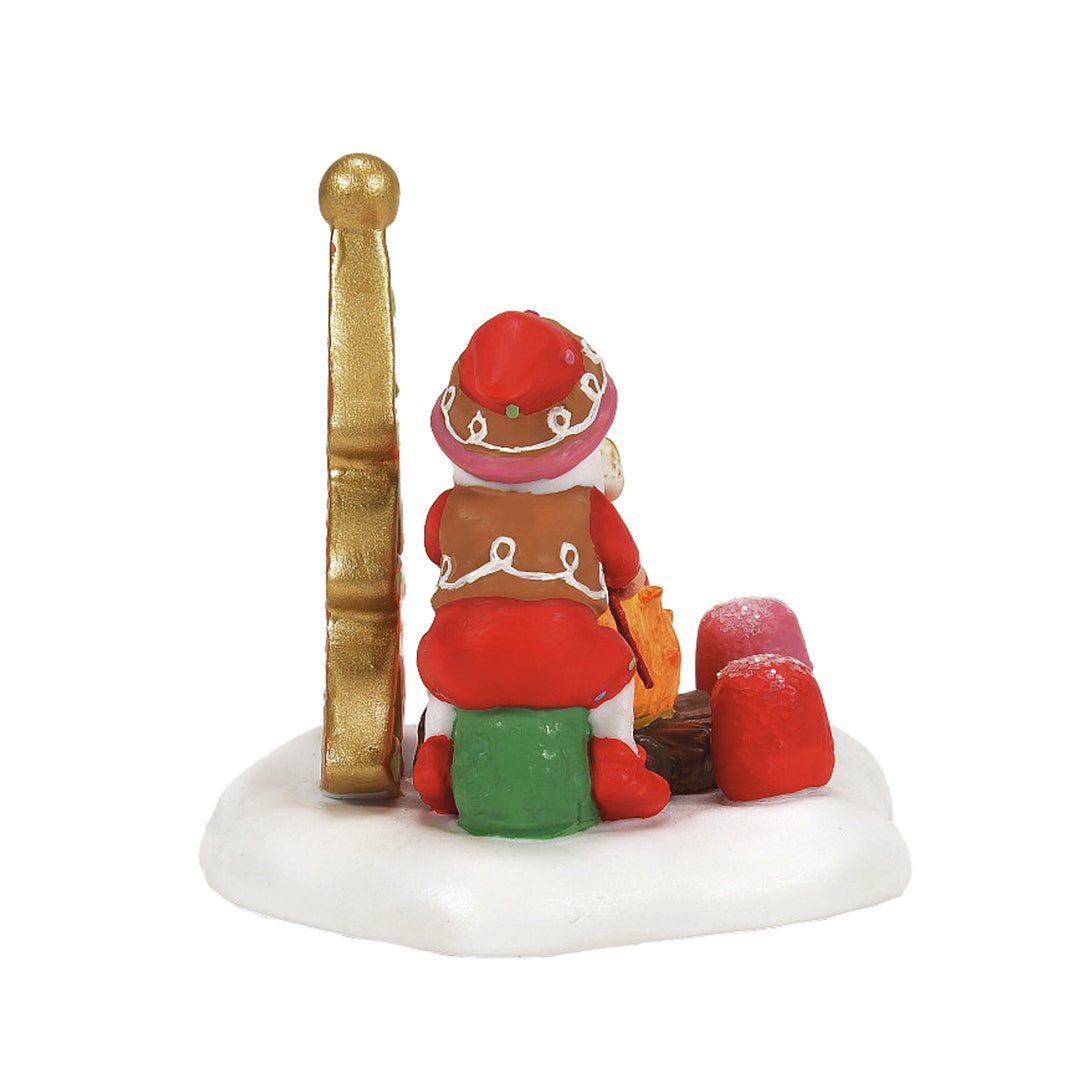 Department 56 North Pole Series: A Sticky Situation sparkle-castle