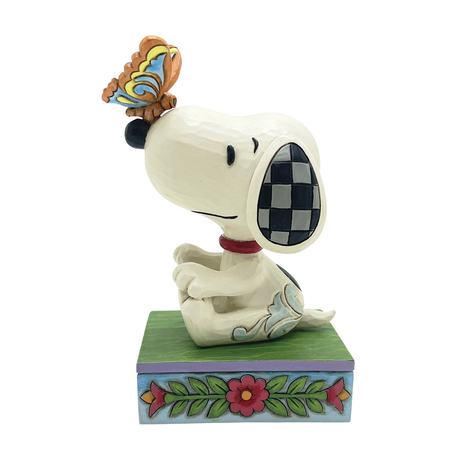 Jim Shore Peanuts: Snoopy With Butterfly On His Nose Figurine sparkle-castle