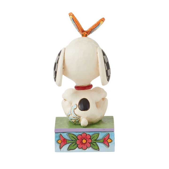 Jim Shore Peanuts: Snoopy With Butterfly On His Nose Figurine sparkle-castle