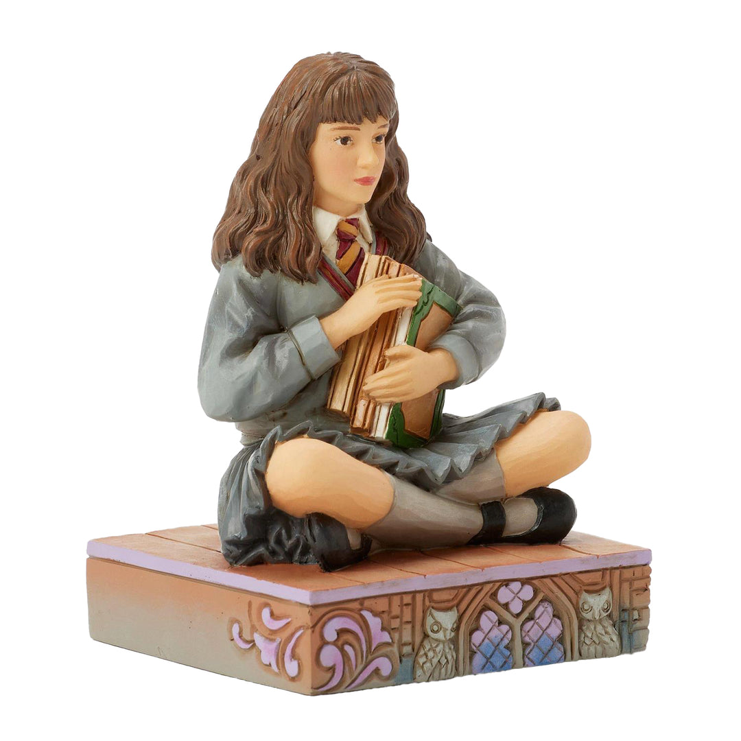 Jim Shore Harry Potter: Hermione with Book Figurine sparkle-castle