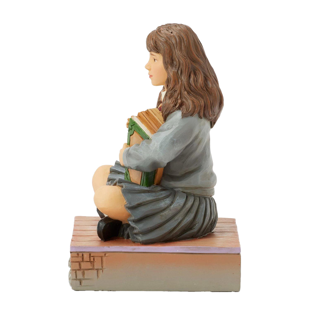 Jim Shore Harry Potter: Hermione with Book Figurine sparkle-castle