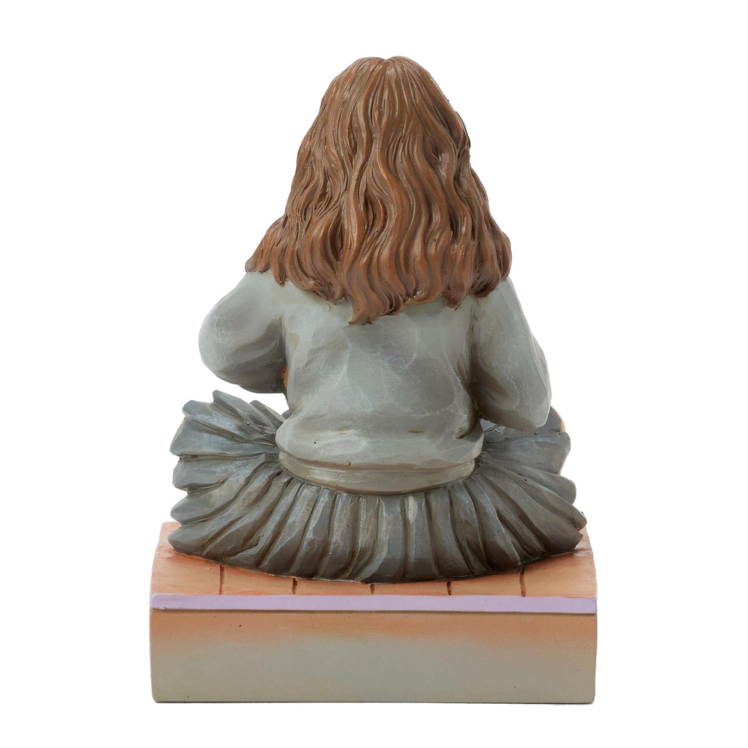 Jim Shore Harry Potter: Hermione with Book Figurine sparkle-castle