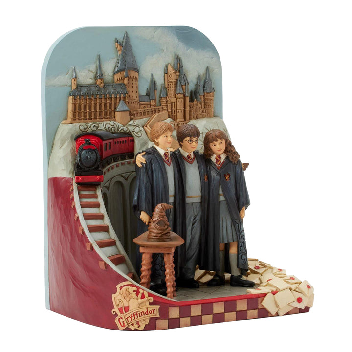 Jim Shore Harry Potter: Trio & Castle Movie Scene Figurine sparkle-castle