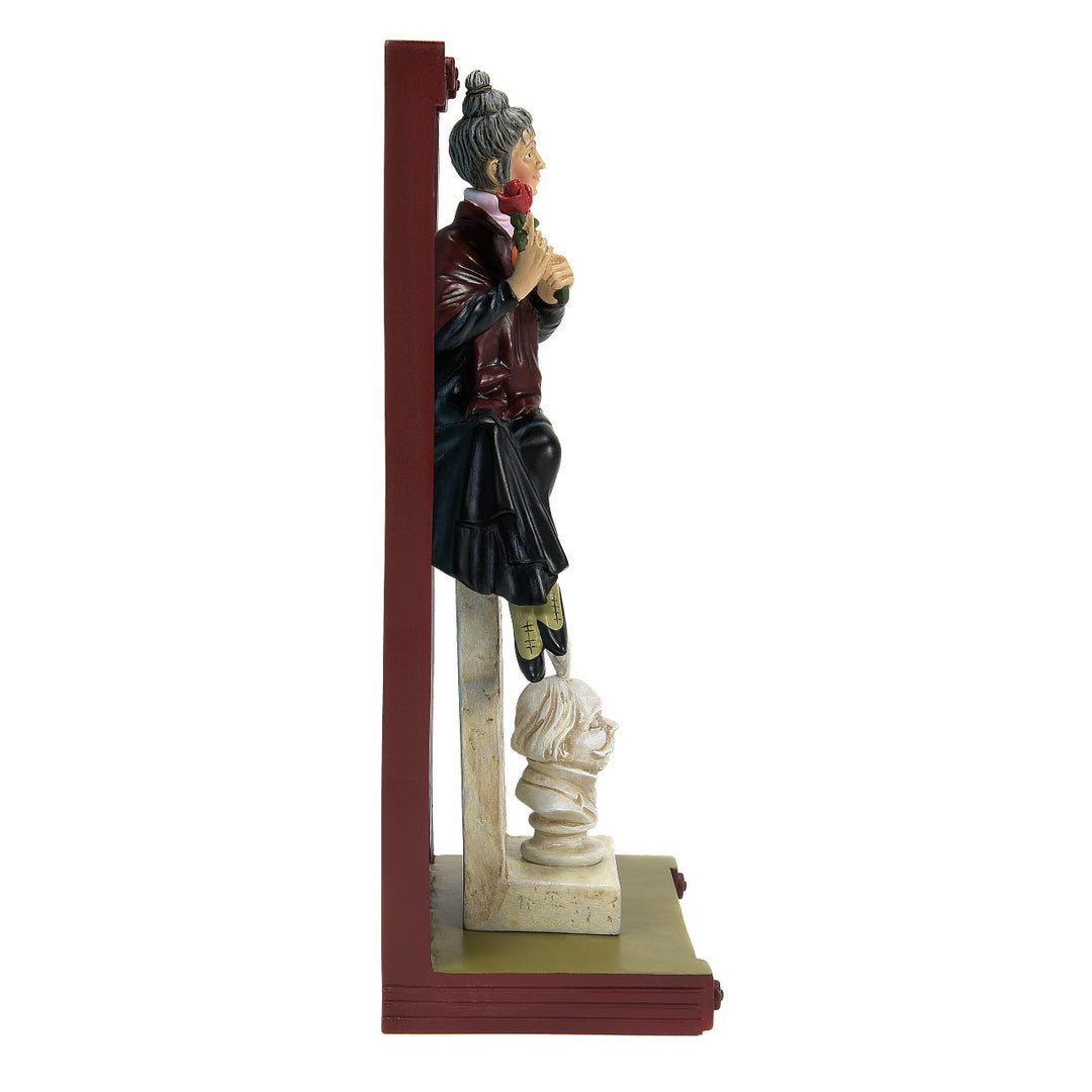 Disney Showcase: Haunted Mansion Stretching Canvas George’s Widow Figurine sparkle-castle