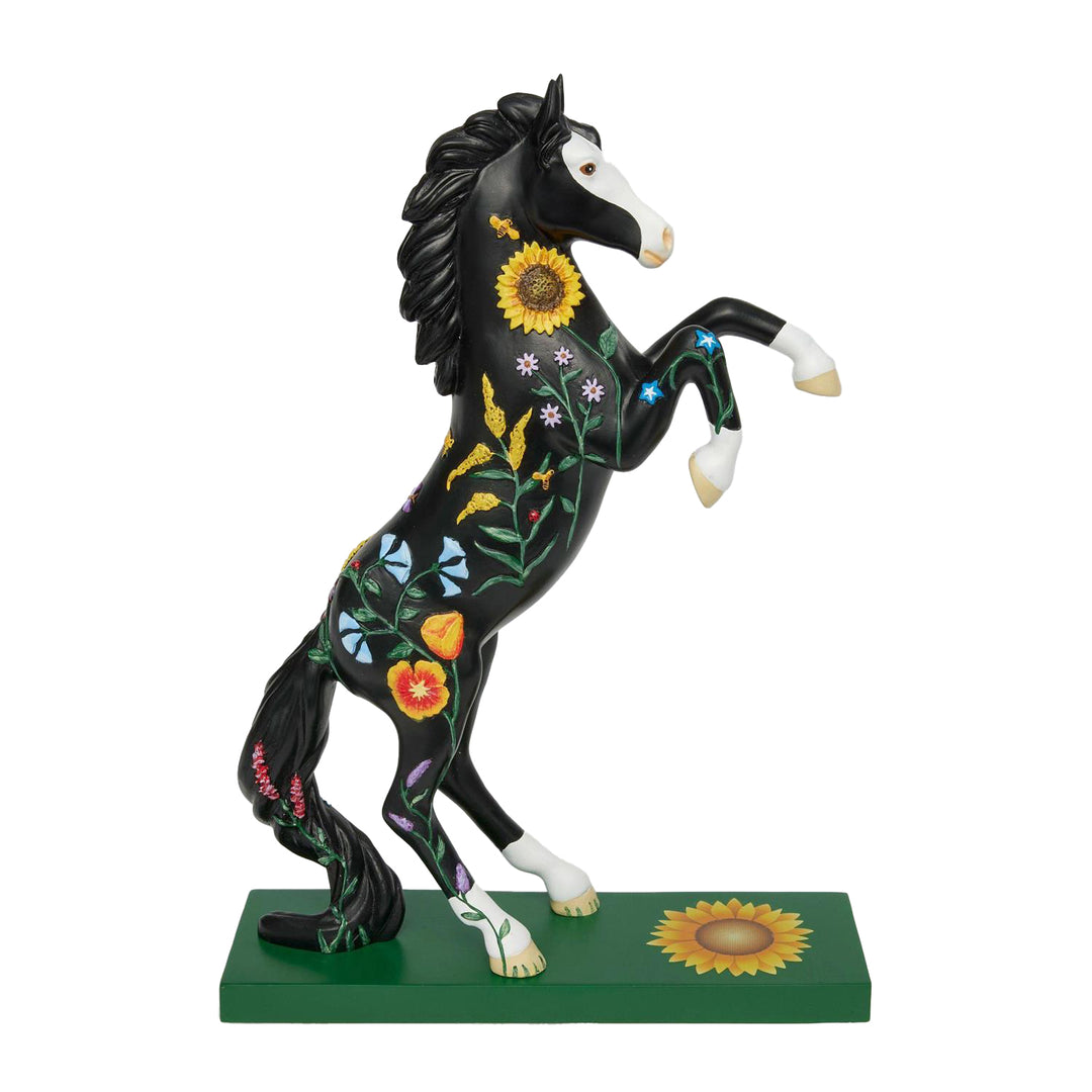 Trail of Painted Ponies: Wildflower Figurine sparkle-castle