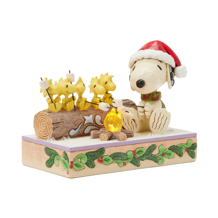 Jim Shore Peanuts: Snoopy & Woodstocks Roasting Marshmallows Figurine sparkle-castle