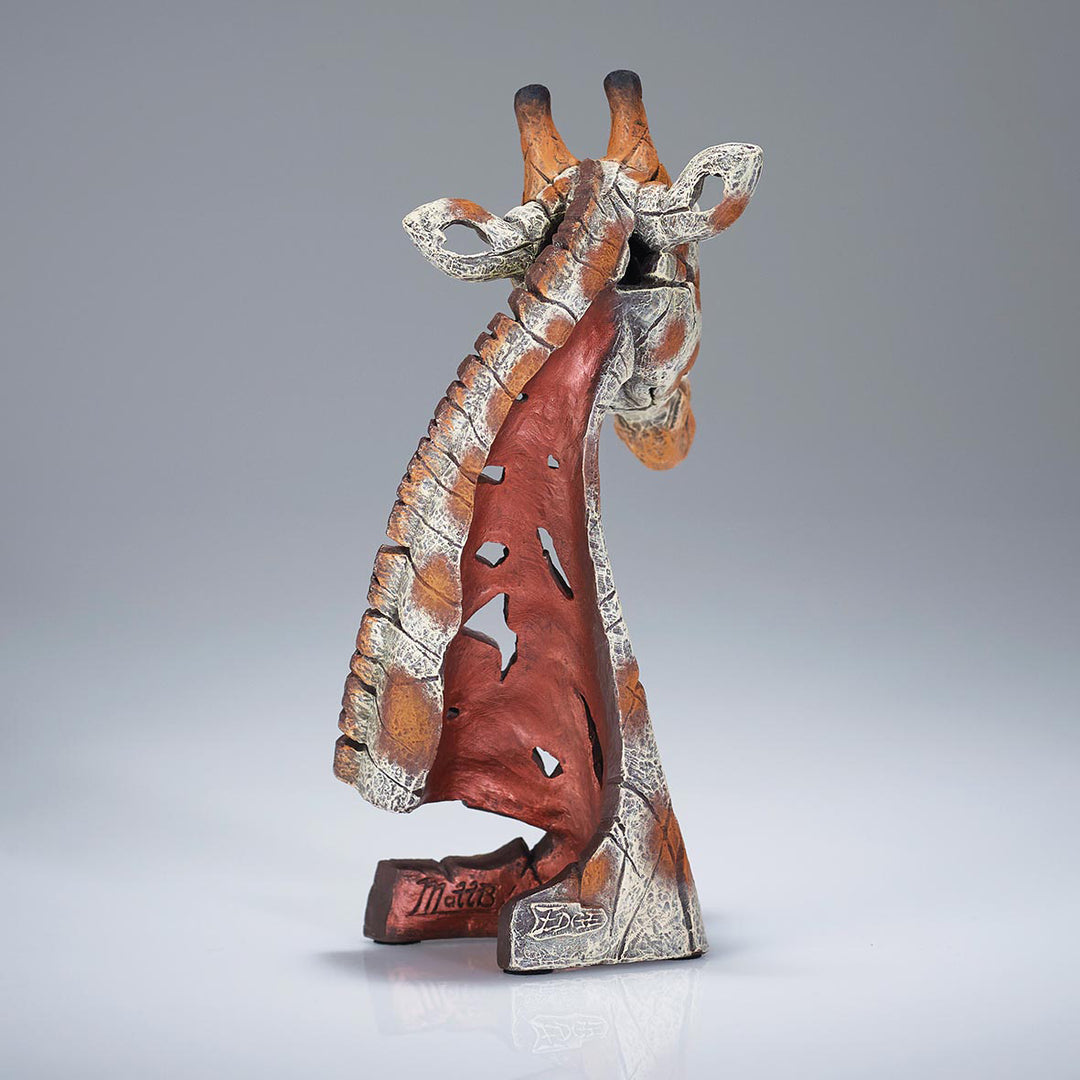 Edge Sculpture: Miniature Giraffe Bust sparkle-castle