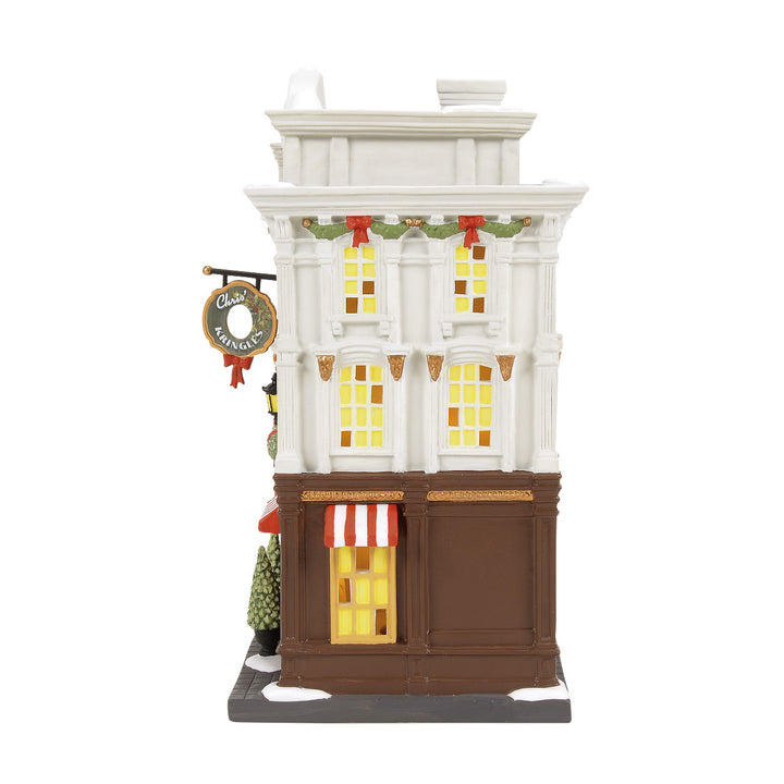 Department 56 Christmas In The City Village: Chris' Kringles sparkle-castle