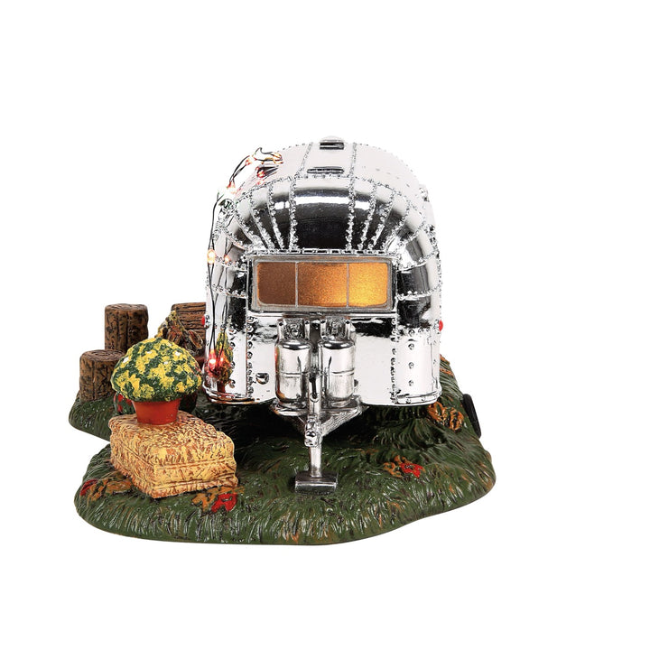 Department 56 Snow Village Harvest: The Perfect Getaway sparkle-castle