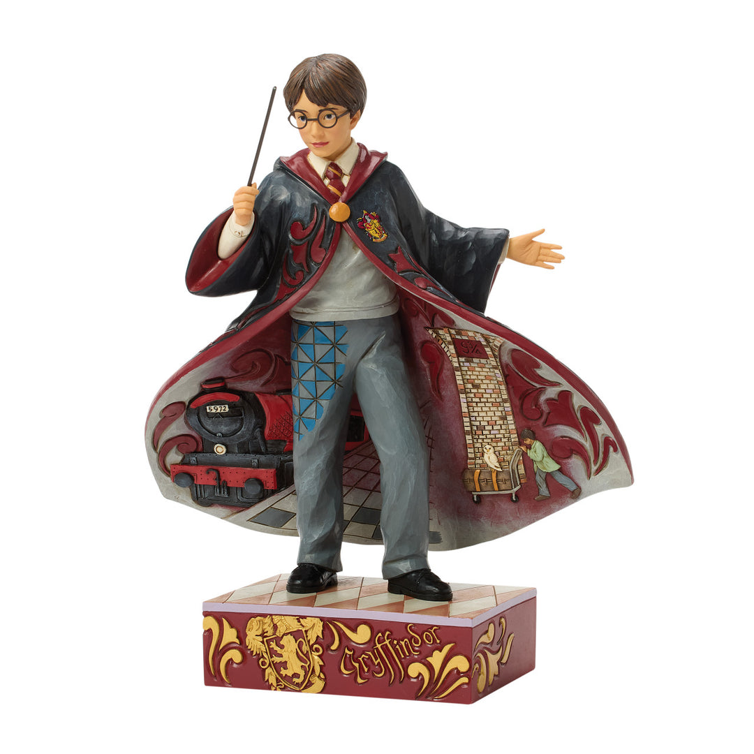 Jim Shore Harry Potter: Harry With Cloak Scene Figurine sparkle-castle