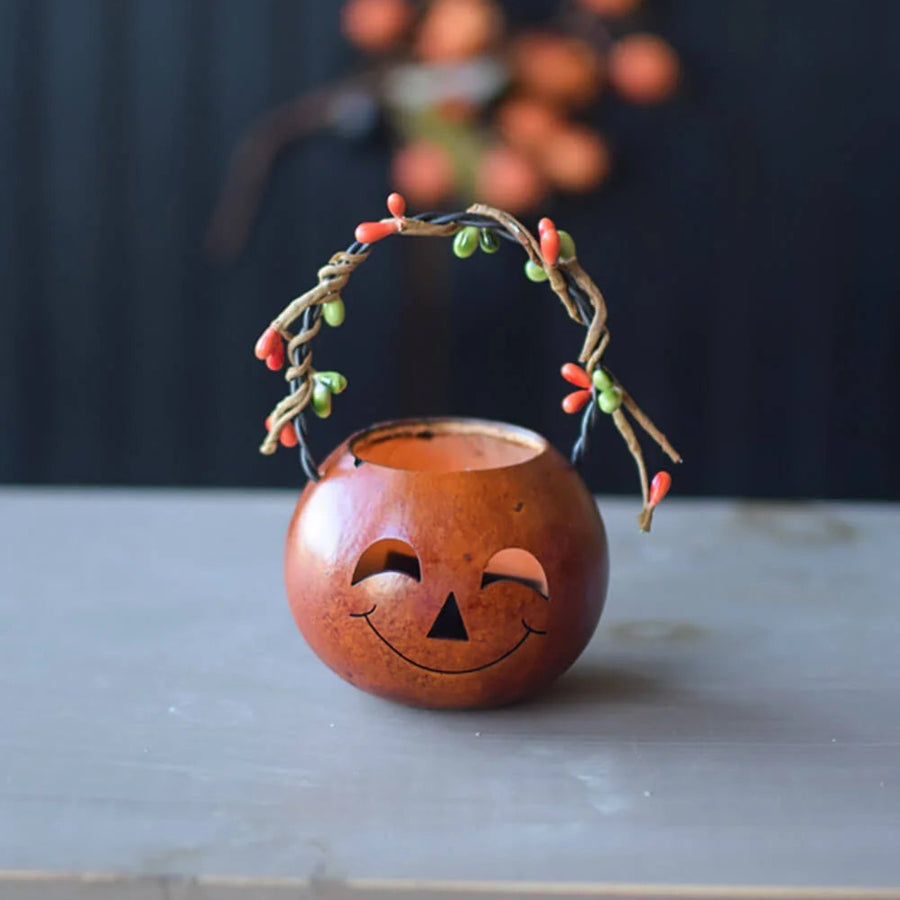 Meadowbrooke Gourds: Party Treat Jace Jack-O-Lantern Basket sparkle-castle