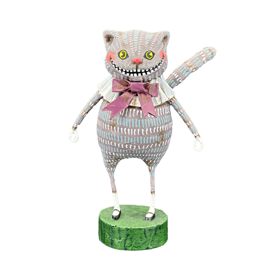 Lori Mitchell Alice in Wonderland Collection: Cheshire Cat Figurine sparkle-castle