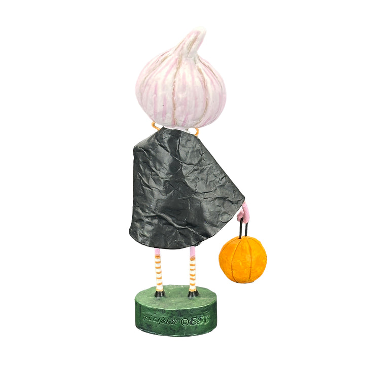 Lori Mitchell Halloween Collection: The Curse of Count Garlic Figurine sparkle-castle