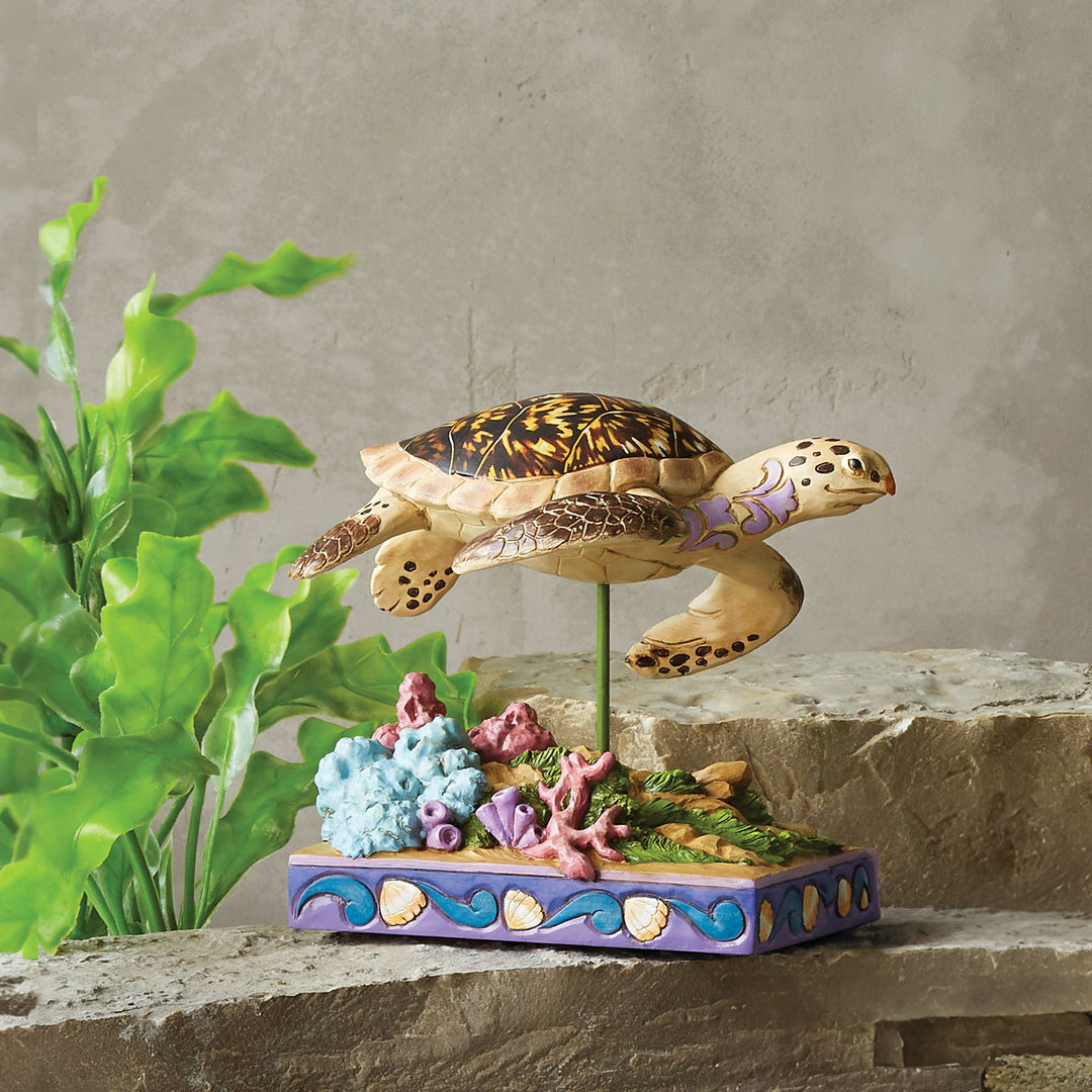 Jim Shore Animal Planet: Hawksbill Sea Turtle Figurine sparkle-castle