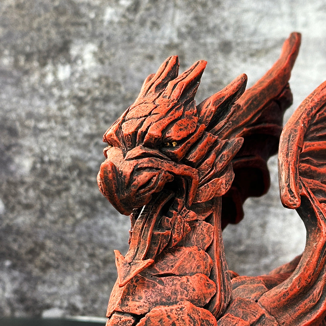 Edge Sculpture: Dragon sparkle-castle