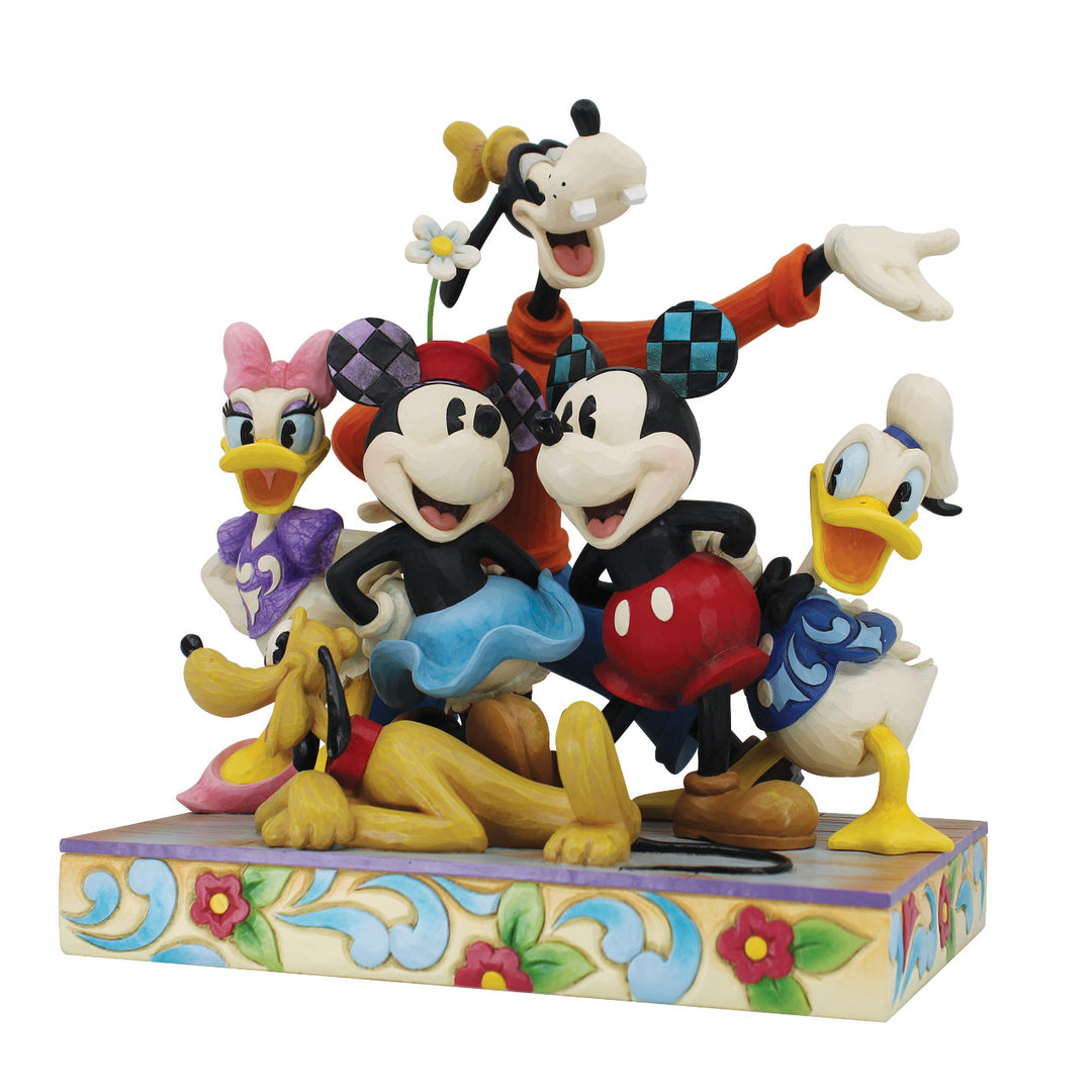 Jim Shore Disney Traditions: Mickey and Friends Group Pose Figurine sparkle-castle