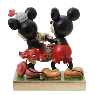 Jim Shore Disney Traditions: Mickey & Minnie With Easter Basket Figurine sparkle-castle