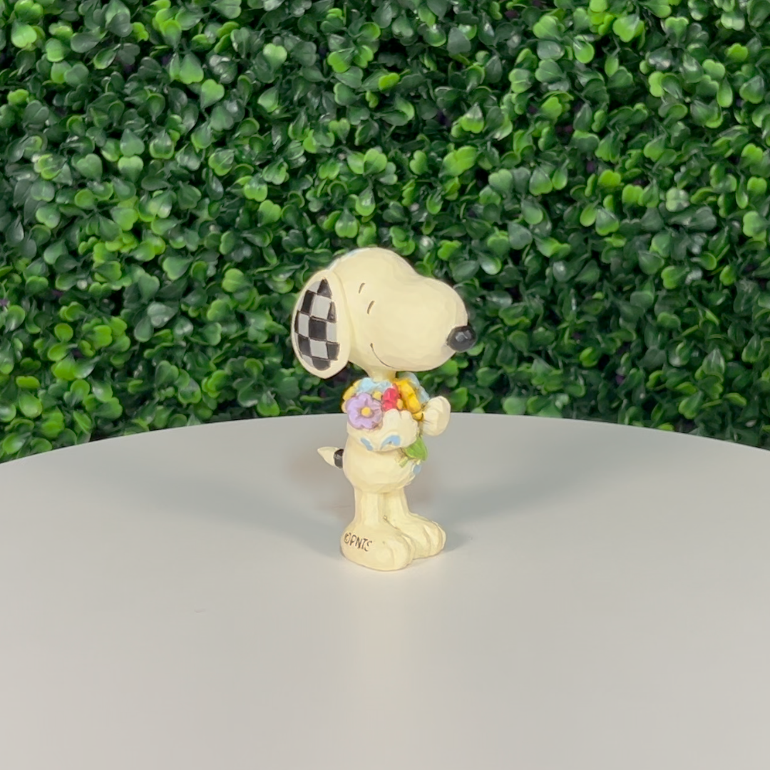 Jim Shore Peanuts: Mini Snoopy with Flowers Figurine