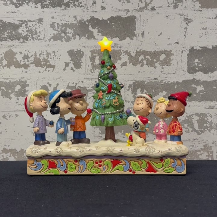 Jim Shore Peanuts: Peanuts Gang Decorating Tree Figurine