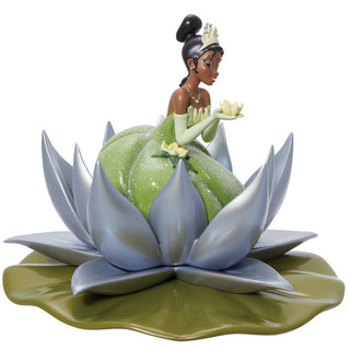 Disney Showcase Icons: D100 Princess Tiana Figurine sparkle-castle