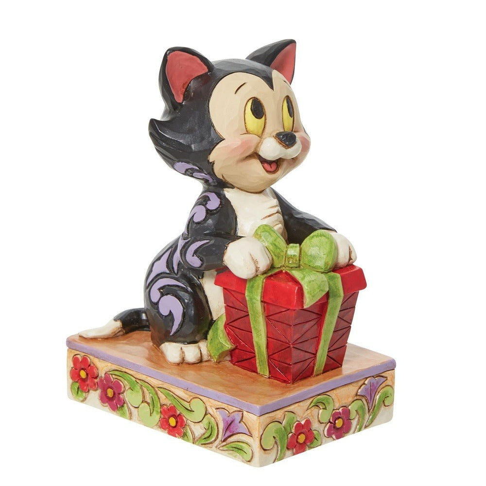 Jim Shore Disney Traditions: Figaro Christmas Personality Pose Figurine sparkle-castle