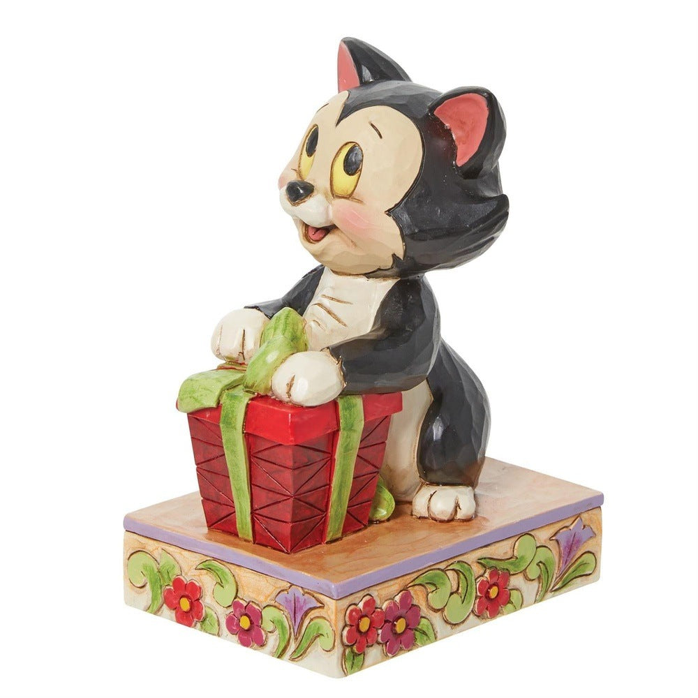 Jim Shore Disney Traditions: Figaro Christmas Personality Pose Figurine sparkle-castle