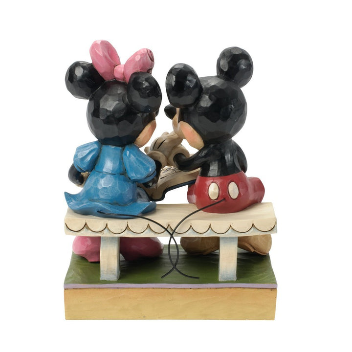 Jim Shore Disney Traditions: Mickey Minnie Looking Photos Figurine sparkle-castle