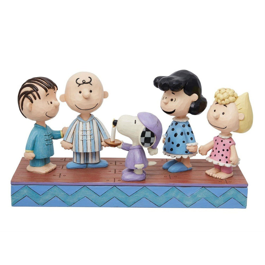 Jim Shore Peanuts: Peanuts Gang In Christmas PJ's Figurine sparkle-castle