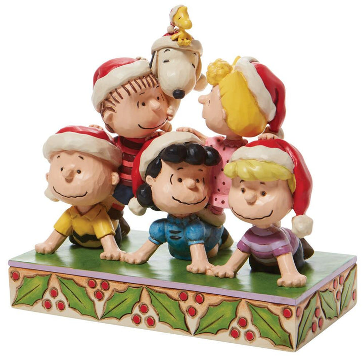 Jim Shore Peanuts: Peanuts Holiday Pyramid Figurine sparkle-castle