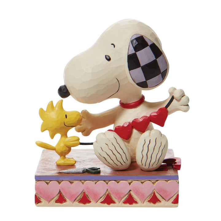 Jim Shore Peanuts: Snoopy Hearts Garland sparkle-castle