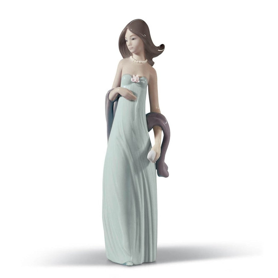 Lladró Elegant Youth Collection: Ingenue Woman Figurine sparkle-castle