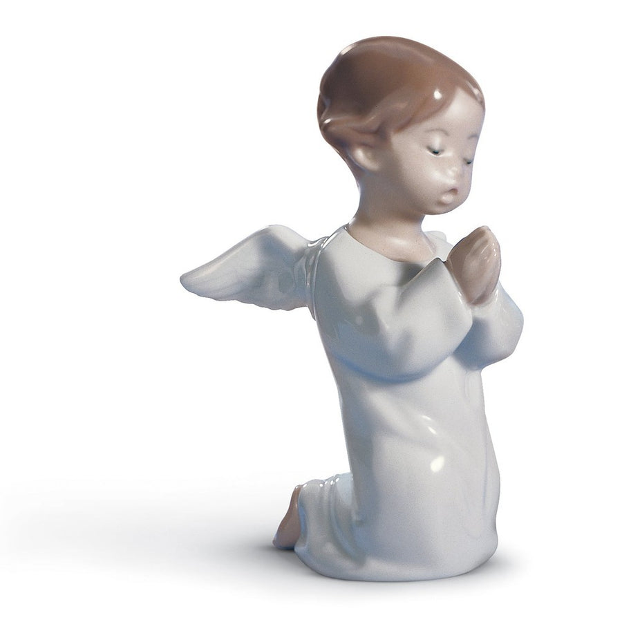 Lladró Spiritual Collection: Angel Praying Figurine sparkle-castle