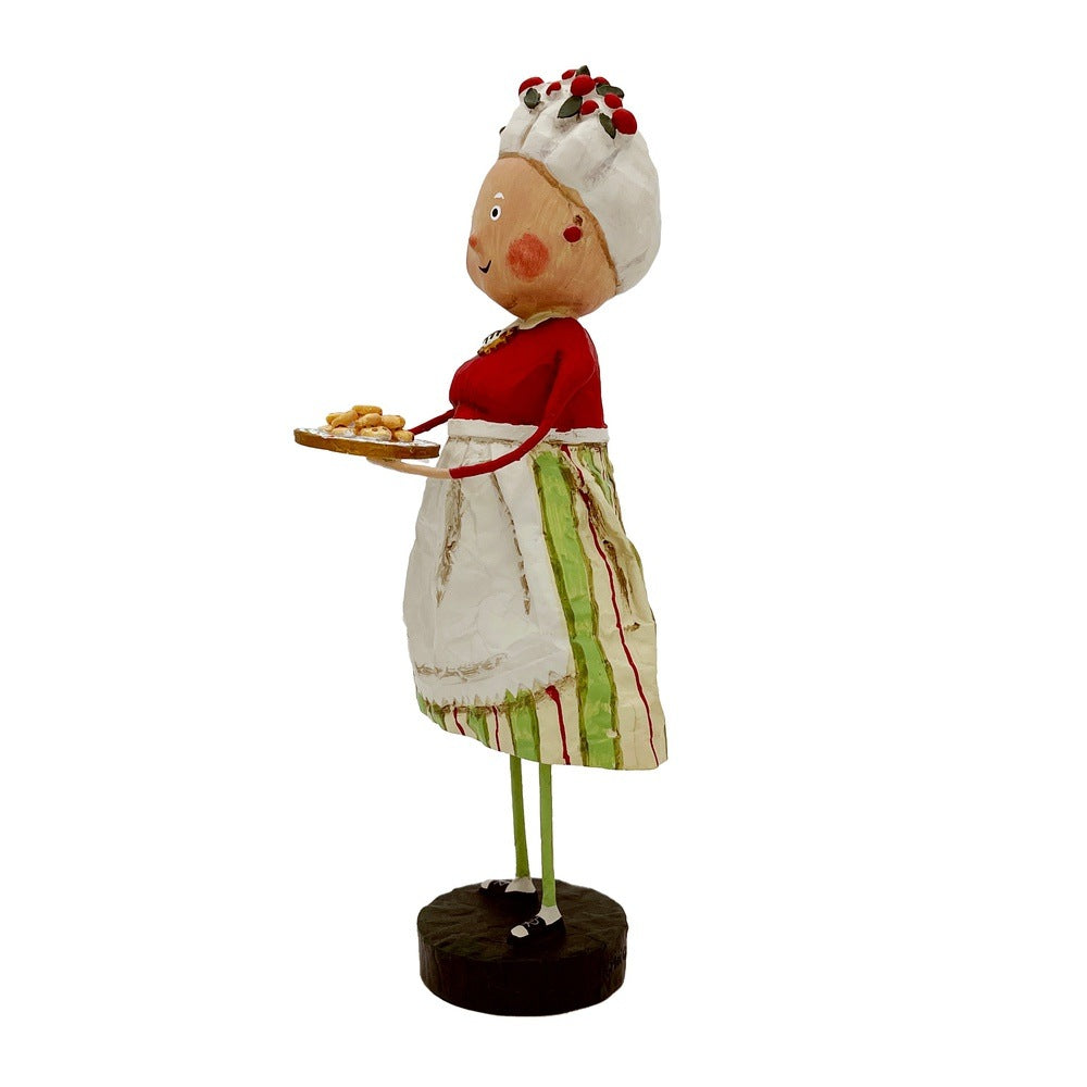Lori Mitchell Christmas Collection: Mrs. Claus Figurine sparkle-castle