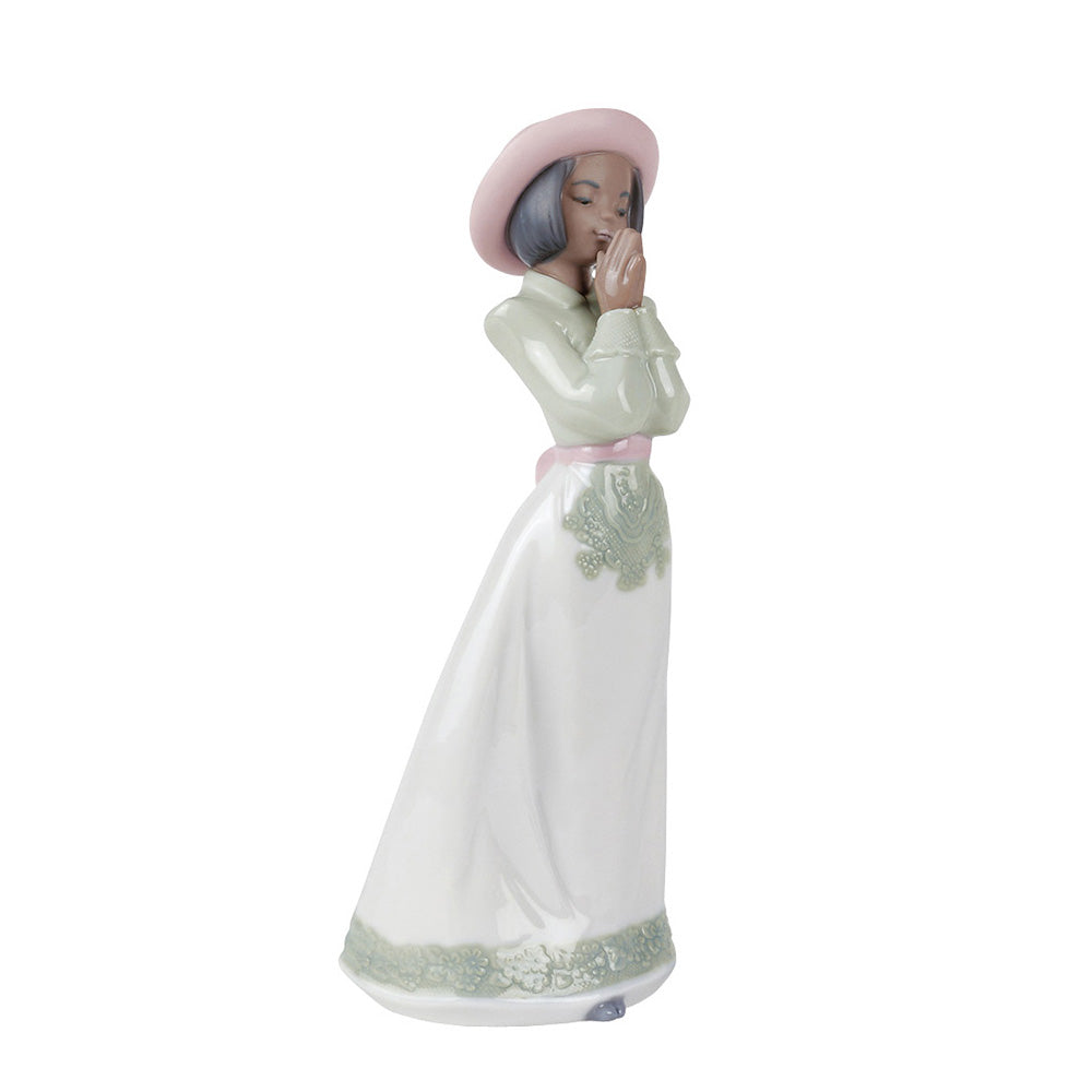NAO Elegant Youth Collection: Sunday Best Figurine sparkle-castle