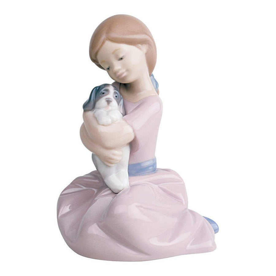 NAO Family Pets Collection: Puppy Love Figurine sparkle-castle
