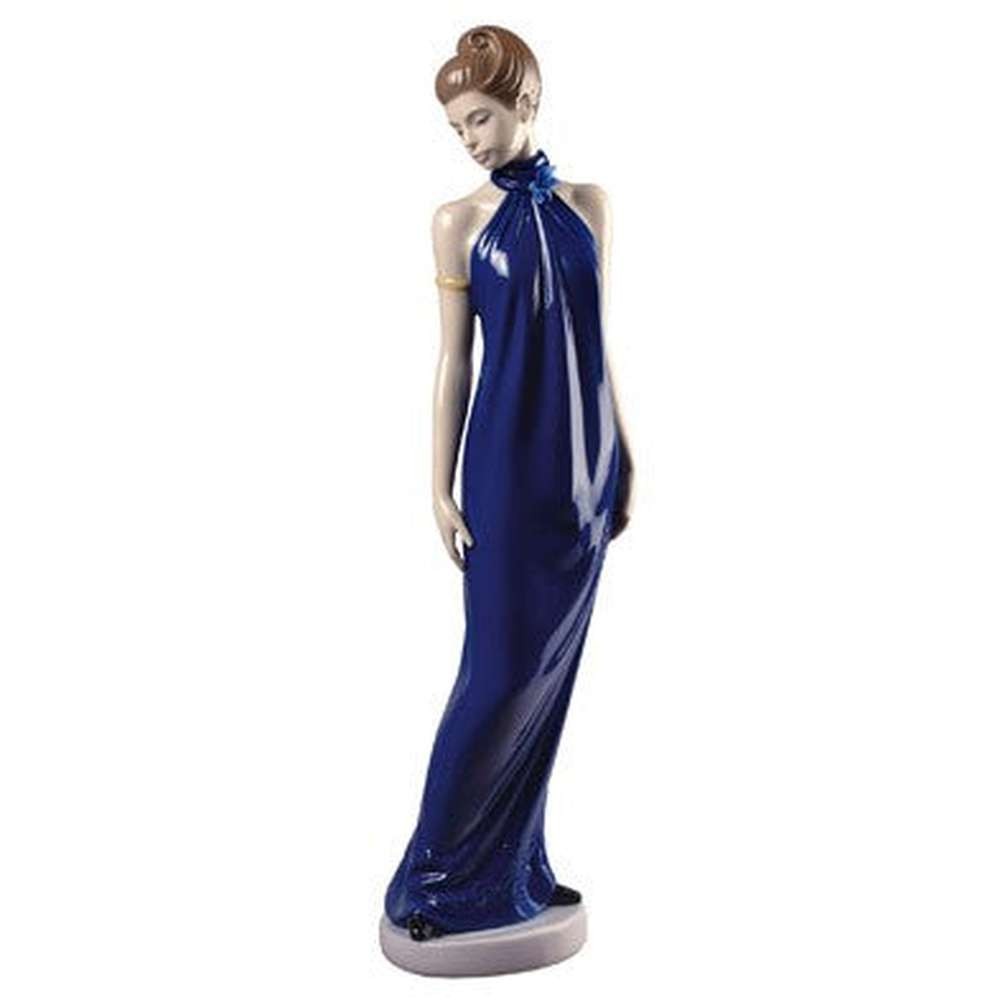 NAO Elegant Youth Collection: Elegance Special Edition Figurine sparkle-castle